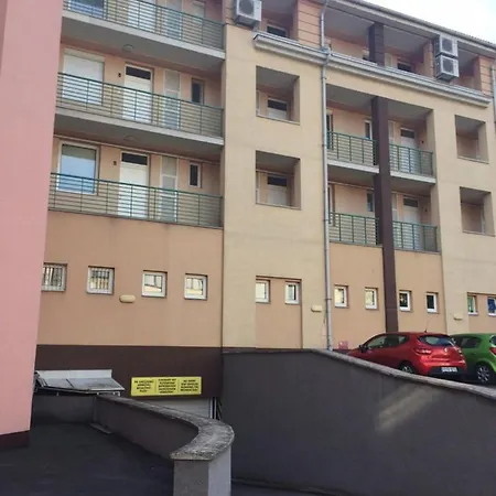 Rehab Apartament *