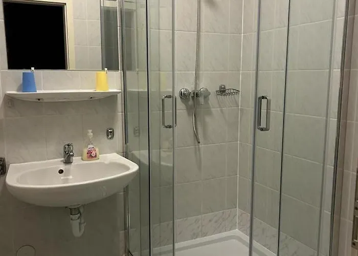 Rehab Apartment *